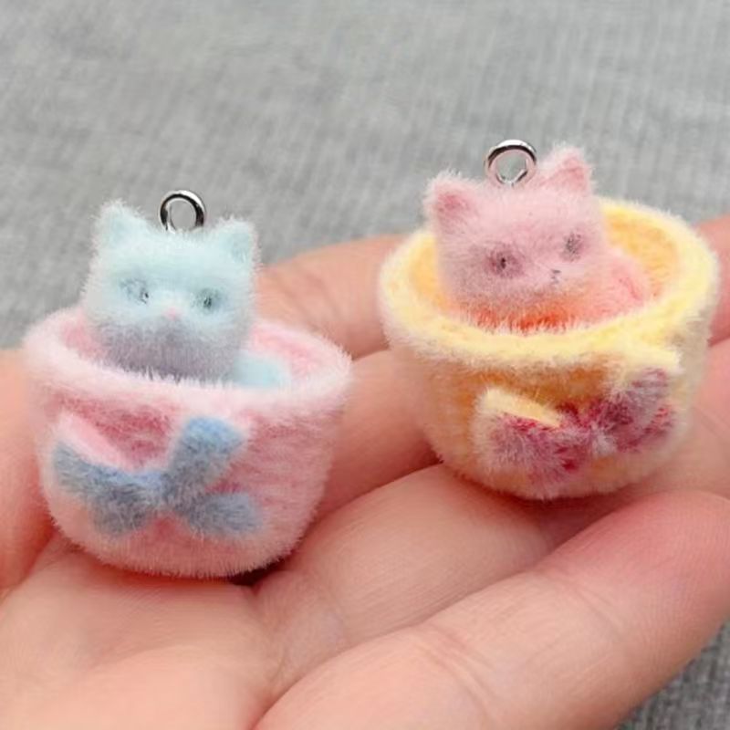 4pcs 3D plush resin cat pendan - Resin Art Engagement review and price